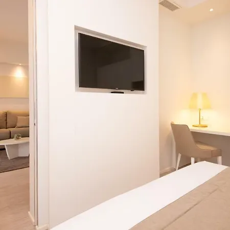 Imperia Hotel 3*